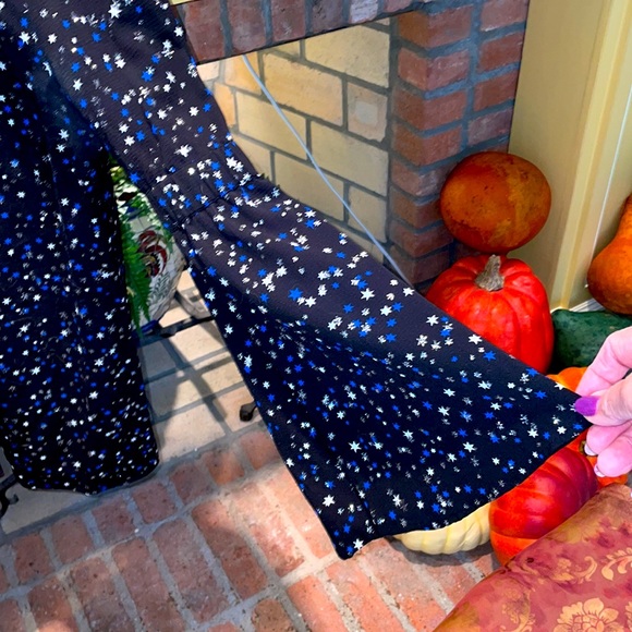 Sparkly holiday blouse - Picture 2 of 7